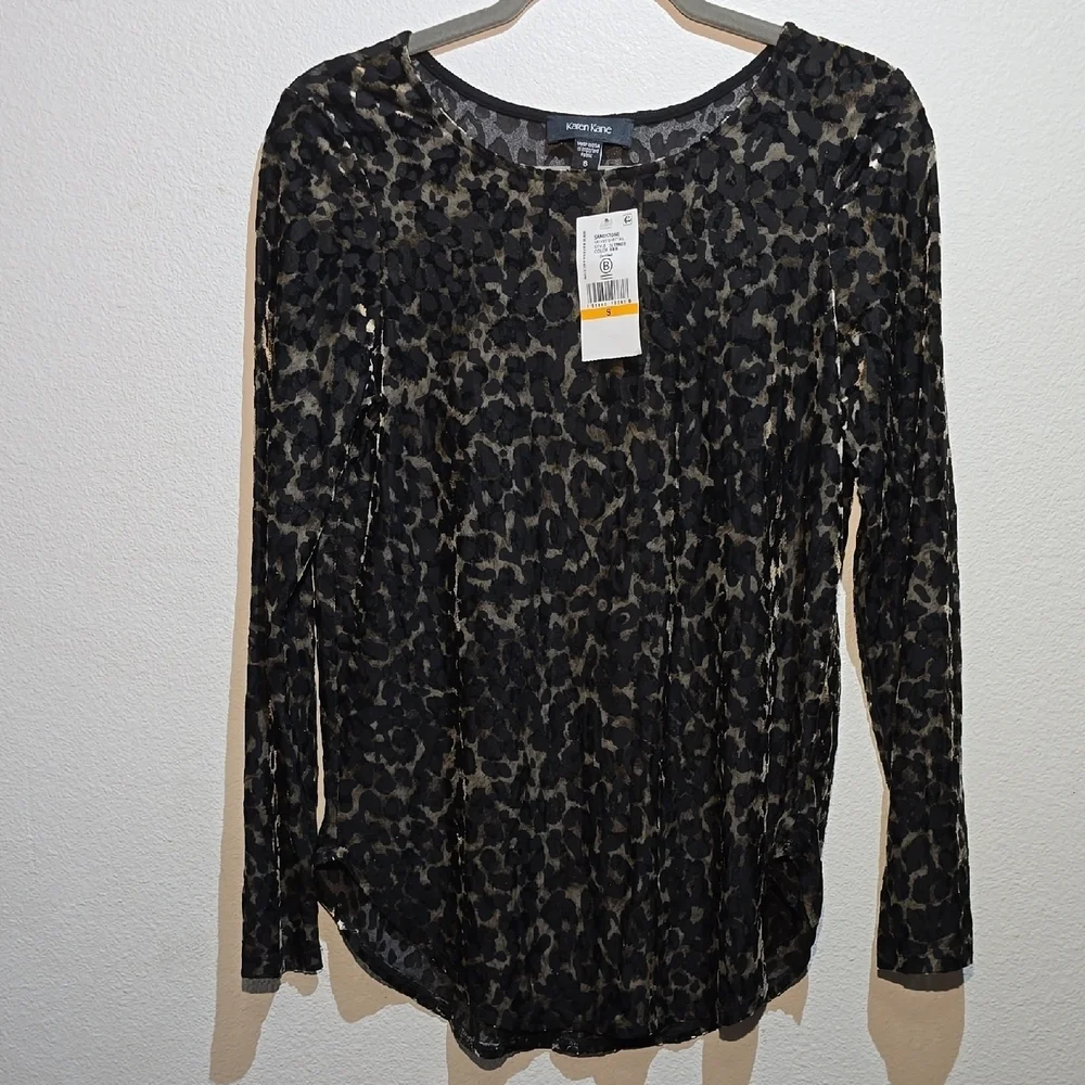 Karen Kane Black and Gray Relaxed Long Sleeve Blouse - Picture 3 of 6